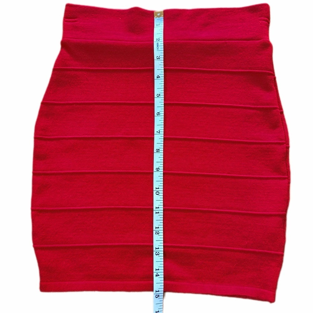 Love Culture- Vibrant Red Pencil Skirt (sz s) NWOT - Picture 5 of 5